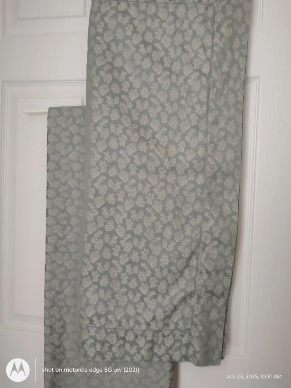 SFERRA GRETA EGYPTIAN COTTON QUEEN FLAT SHEET TWO STANDARD SHAMS SEAMIST COLOR
